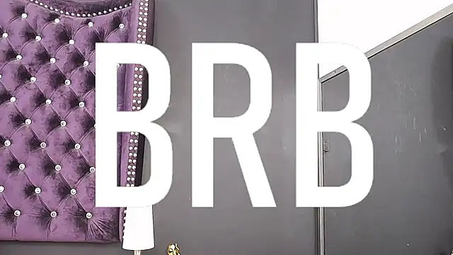 Snapshot of SaraFlores chatting on December 2024 09:56:01 AM SaraFlores online show from December 2024 09:56:01 AM