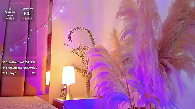 Snapshot of VICTORIA_RASH chatting on January 2025 09:51:02 PM VICTORIA RASH online show from January 2025 09:51:02 PM