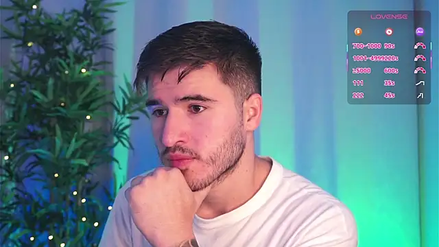 Snapshot of Tony_Wylie chatting on November 2025 09:53:02 AM Tony Wylie online show from November 2025 09:53:02 AM