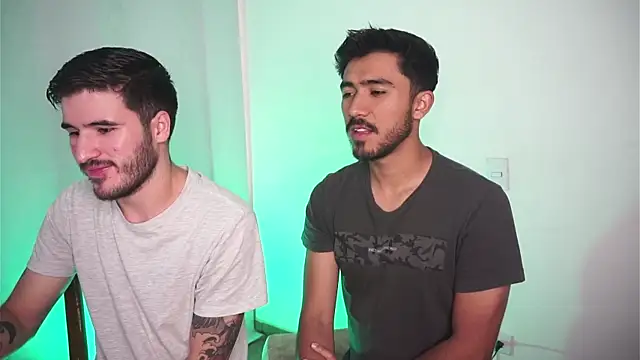 Snapshot of Tony_Wylie chatting on September 2025 08:37:01 PM Tony Wylie online show from September 2025 08:37:01 PM