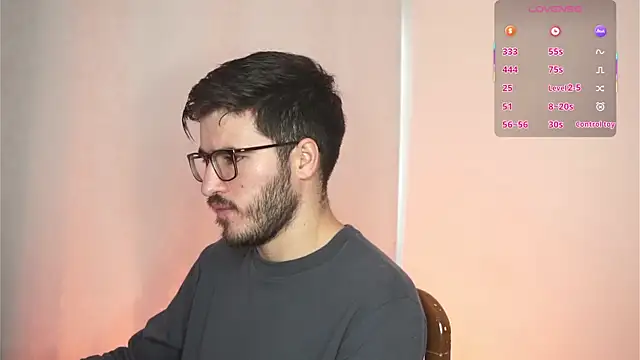 Snapshot of Tony_Wylie chatting on October 2025 12:09:01 PM Tony Wylie online show from October 2025 12:09:01 PM