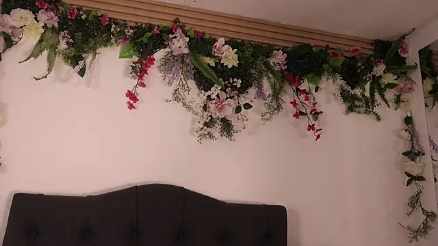 justnala  online show from December 2025 01:43:02 PM