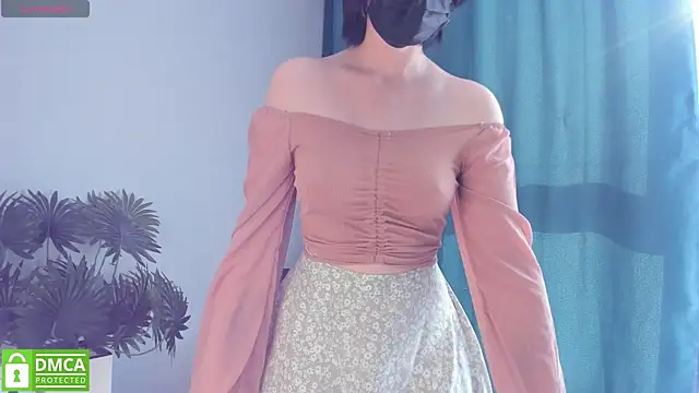 Emmi Flowers online show from September 2025 09:36:02 AM