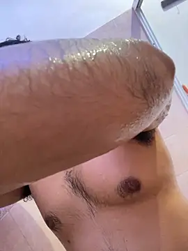 YoElMasHot online show from April 2026 08:39:02 PM