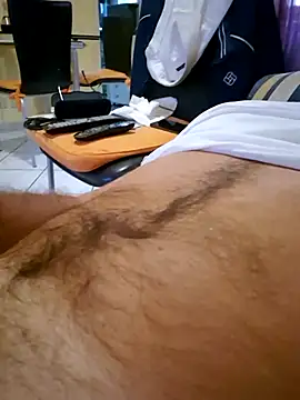 1talianBeutifulCock online show from January 2025 01:00:02 PM