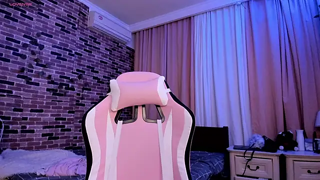 Snapshot of Velvetsky_1 chatting on November 2025 03:34:02 PM Velvetsky 1 online show from November 2025 03:34:02 PM