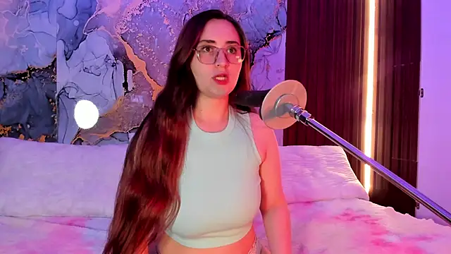 centaurigirl online show from September 2025 10:50:01 PM