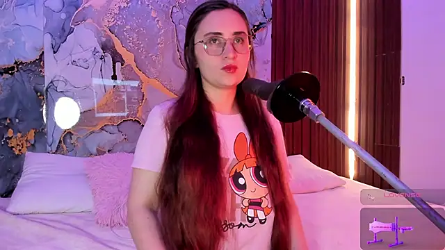 centaurigirl online show from October 2025 03:16:01 AM