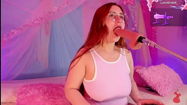 centaurigirl online show from May 2026 03:15:01 AM