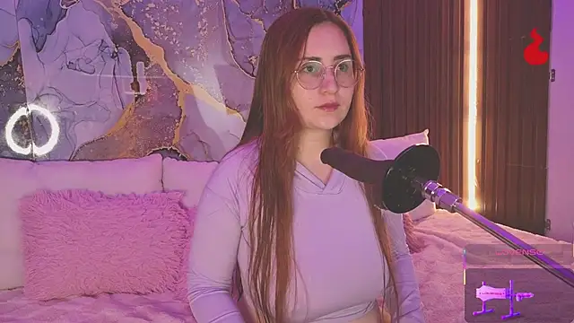 centaurigirl online show from May 2026 04:18:02 AM