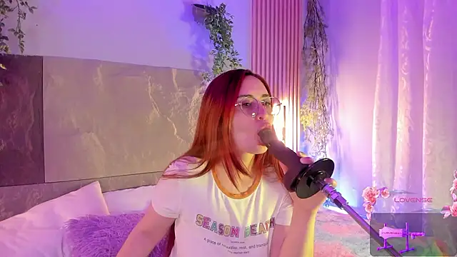 centaurigirl online show from February 2026 03:46:01 AM