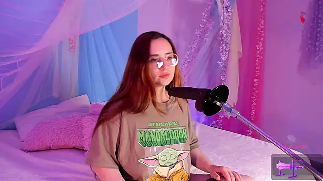 centaurigirl online show from April 2026 03:46:02 AM