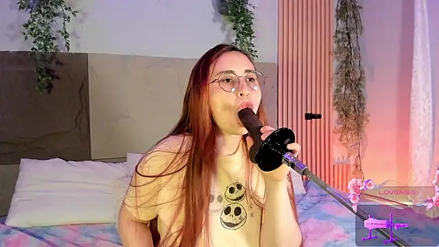 centaurigirl online show from March 2026 04:46:02 AM