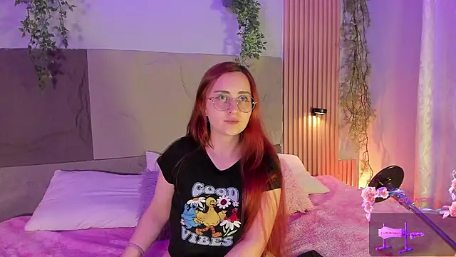 centaurigirl online show from February 2026 04:24:01 AM