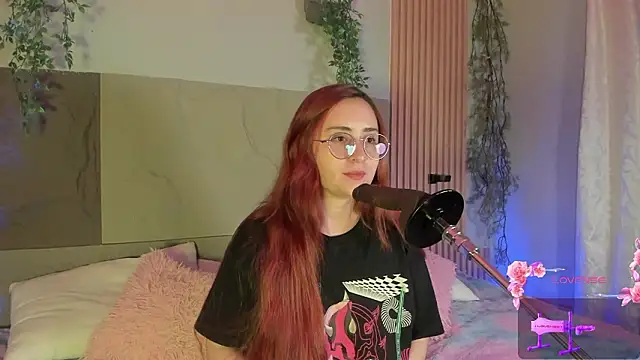 centaurigirl online show from February 2026 04:57:01 AM