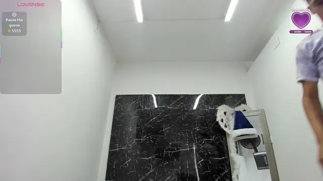 ada-brooke online show from November 2025 12:05:02 PM