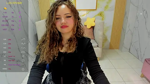 Snapshot of violet_sub chatting on May 2026 01:18:01 PM violet sub online show from May 2026 01:18:01 PM