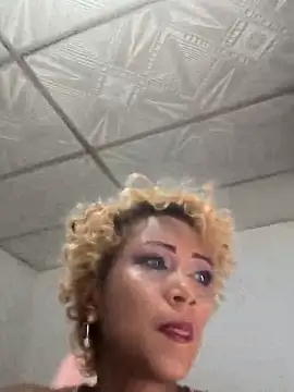 Amaliu  online show from December 2025 02:54:01 PM