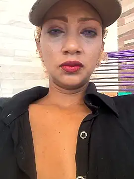 Amaliu  online show from December 2025 03:56:02 PM