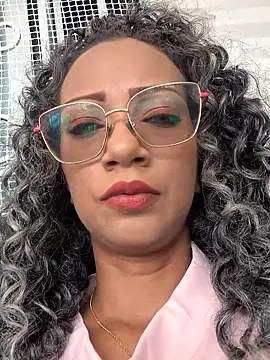 Snapshot of Amaliu_ chatting on March 2025 03:30:02 PM Amaliu online show from March 2025 03:30:02 PM