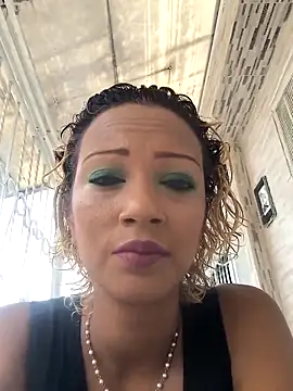 Amaliu  online show from April 2026 01:24:01 PM