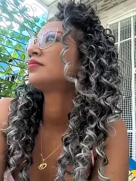 Snapshot of Amaliu_ chatting on March 2025 02:25:02 PM Amaliu online show from March 2025 02:25:02 PM