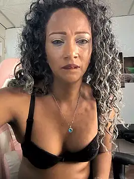 Amaliu  online show from June 2026 07:22:02 PM