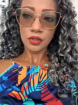Snapshot of Amaliu_ chatting on March 2025 03:50:02 PM Amaliu online show from March 2025 03:50:02 PM