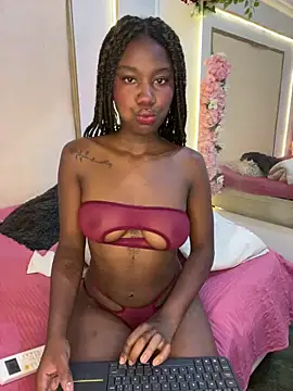 Roxxana-queen online show from March 2026 04:55:01 PM