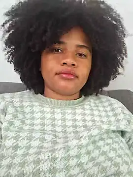 Snapshot of DANIELA_MICHEL chatting on February 2025 07:18:02 PM DANIELA MICHEL online show from February 2025 07:18:02 PM