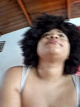 Snapshot of DANIELA_MICHEL chatting on February 2025 07:44:01 PM DANIELA MICHEL online show from February 2025 07:44:01 PM