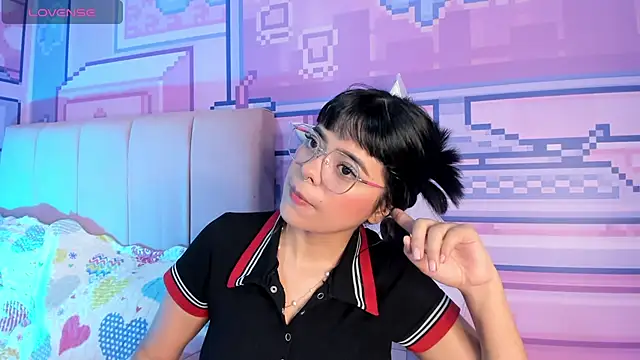  18alice online show from February 2026 03:17:02 AM