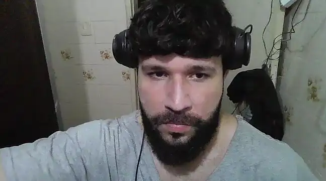 Snapshot of Cauan-t chatting on January 2025 11:55:01 PM Cauan-t online show from January 2025 11:55:01 PM