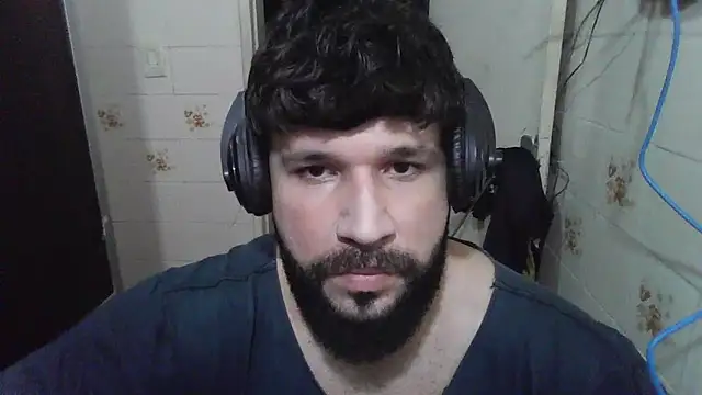 Snapshot of Cauan-t chatting on January 2025 11:24:01 PM Cauan-t online show from January 2025 11:24:01 PM