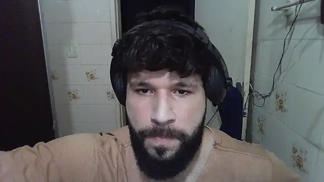 Snapshot of Cauan-t chatting on January 2025 09:09:02 PM Cauan-t online show from January 2025 09:09:02 PM