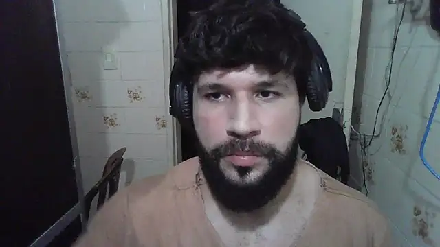 Snapshot of Cauan-t chatting on January 2025 03:45:02 AM Cauan-t online show from January 2025 03:45:02 AM