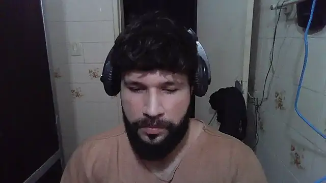 Snapshot of Cauan-t chatting on January 2025 12:41:01 AM Cauan-t online show from January 2025 12:41:01 AM