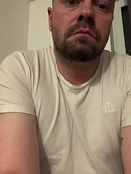 mikaaaaase online show from March 2025 02:00:02 AM