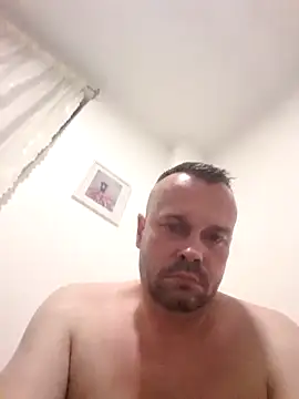 mikaaaaase online show from May 2026 09:10:02 PM