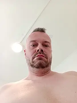 mikaaaaase online show from May 2026 11:06:01 AM