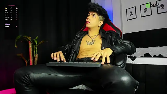 LyleBennett  online show from May 2026 12:22:02 PM