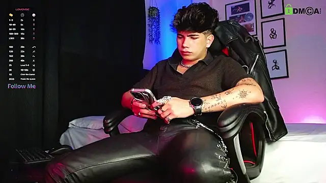 LyleBennett  online show from January 2026 11:49:02 AM