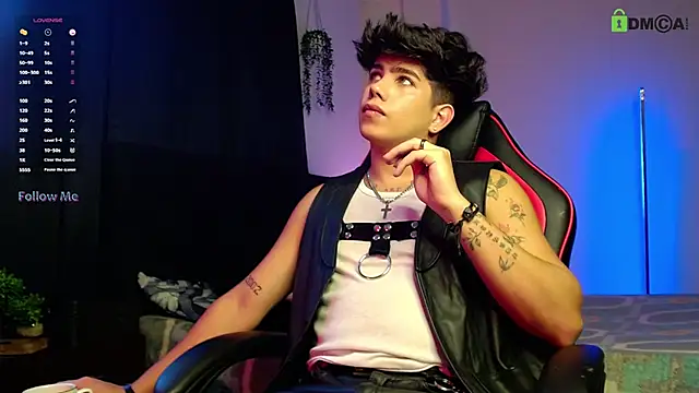 LyleBennett  online show from November 2025 11:57:01 AM