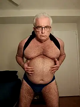 Shoreguy69 online show from December 2025 07:57:01 AM