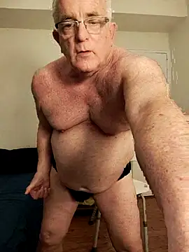 Shoreguy69 online show from January 2026 04:49:02 AM