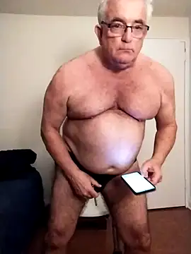 Snapshot of Shoreguy69 chatting on December 2025 11:15:02 PM Shoreguy69 online show from December 2025 11:15:02 PM