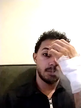 Snapshot of bontoo5 chatting on November 2025 09:29:01 PM bontoo5 online show from November 2025 09:29:01 PM