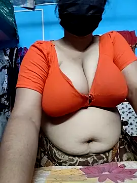 BERRY 00 online show from October 2025 06:04:01 PM