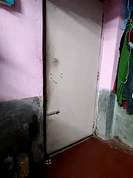 BERRY 00 online show from March 2026 06:30:02 PM