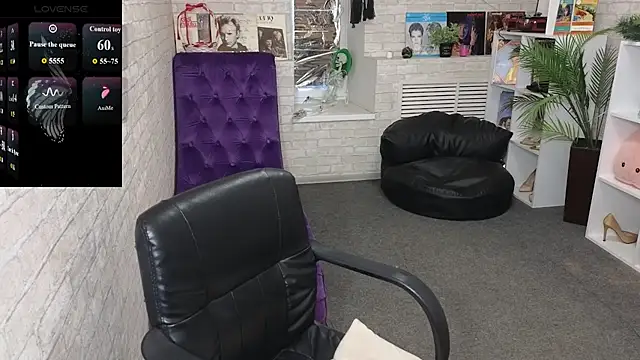 Nika Kitten online show from April 2026 11:14:02 AM